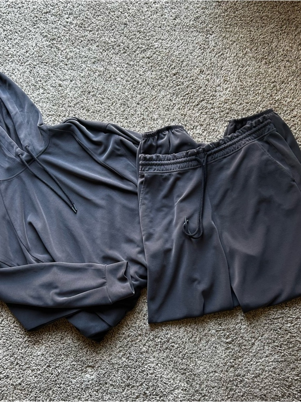 Athleta Seasoft Charcoal Hoodie and joggers in Deep Gray